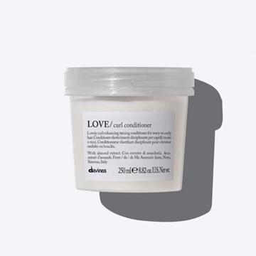 Acondicionador Cabello Rizo y Ondulado LOVE/ CURL CONDITIONER ESSENCIAL Davines - Imagen 1