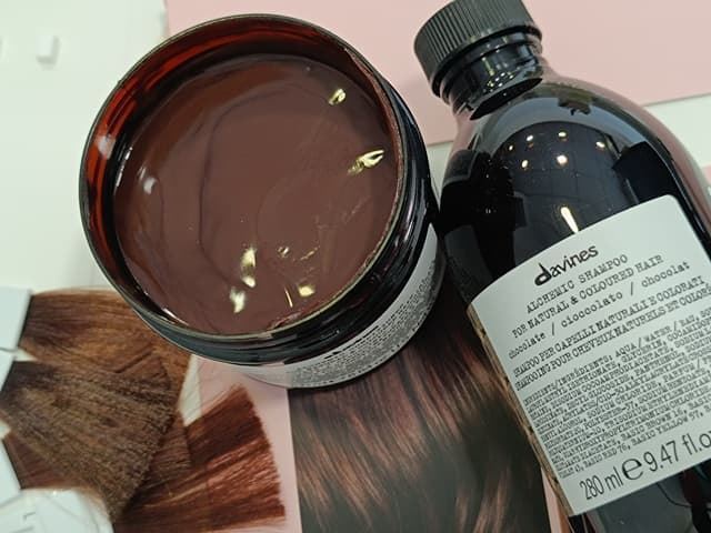 Cabellos Chocolate Castaños Shampoo Chocolate Alchemic + Coonditioner Chocolate Alchemic Davines - Imagen 1