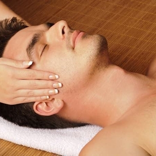 Hombre Higiene Facial Revitalizante - Imagen 1