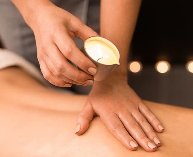 Masaje Corporal con Vela Aceite Esencial Aromática - Imagen 1