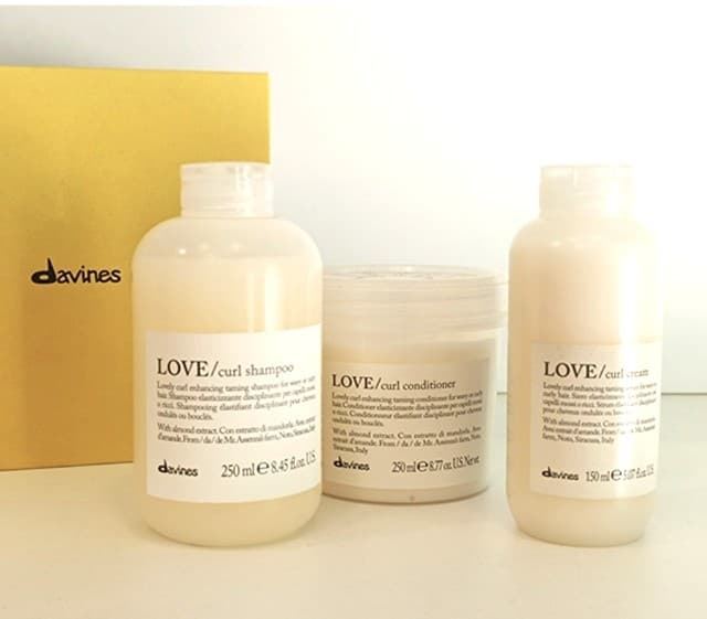 Pack Cabello Rizo Ondulado Línea Essencial LOVE Davines - Imagen 1